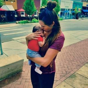 Meet your Posher, Marissa